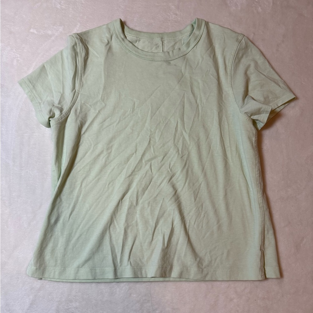 Lululemon Athletica Light Green Short Sleeve Tee